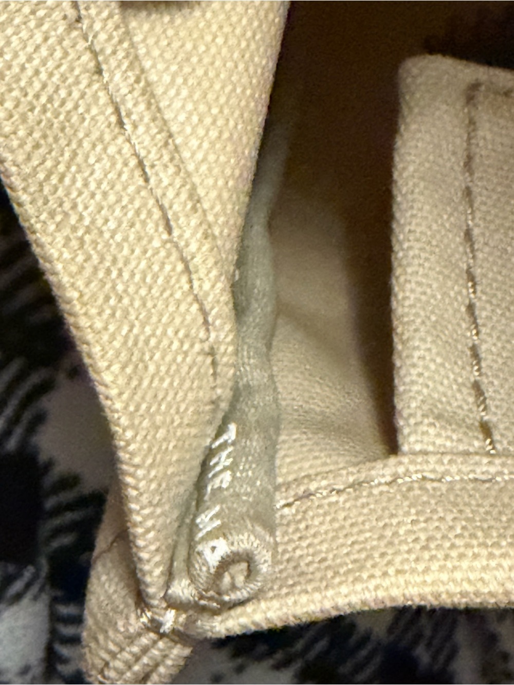 Marc Jacobs Cream Canvas The Tote Bag - Picture 11 of 11